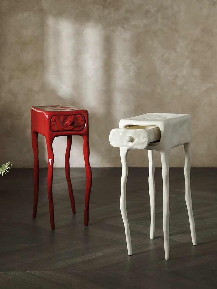 Tables - Europejski designerski stolik boczny z teksturą